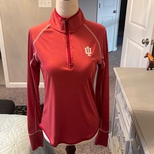 IU 1/4 zip shirt. Like new.